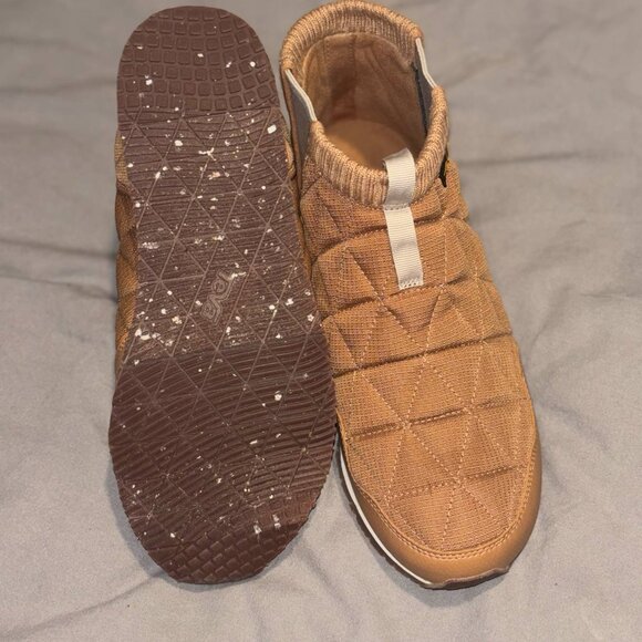 🥾 FOR SALE: Teva Women’s Reember Mid Platform Boots – Size 10 – Caribou Color - Picture 6 of 6
